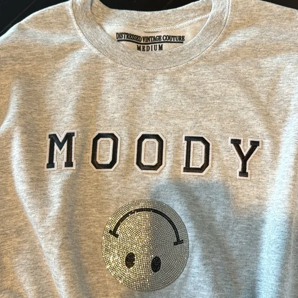 Distressed Vintage Couture sweatshirt - Picture 2 of 3